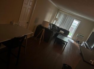 426 16th Pl, Costa Mesa, CA 92627