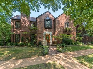 715 Glen Ridge Ave, Saint Louis, MO 63105