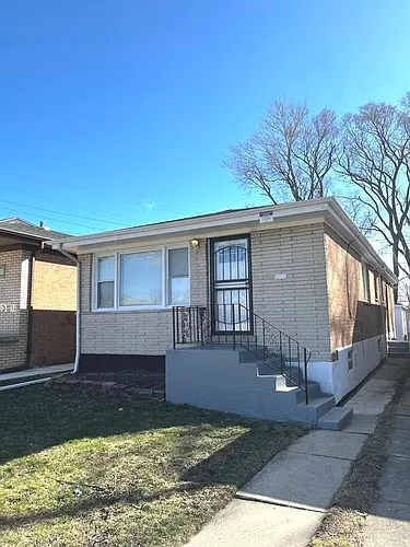 13055 S Buffalo Ave Photo 1