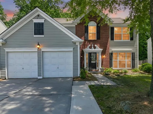 3414 Nottaway Dr, Jamestown, NC 27282