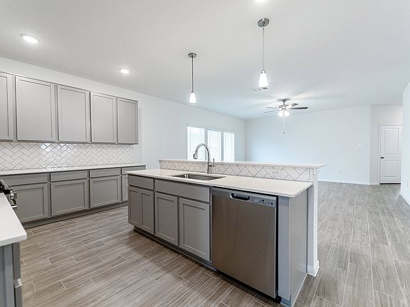 7th image of this home