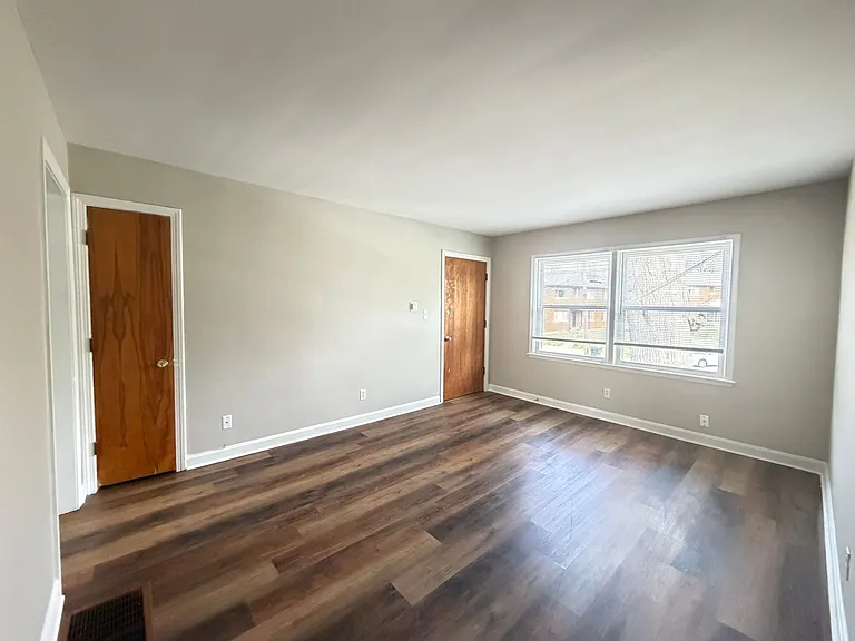 2912 Moran Pl — Photo 3
