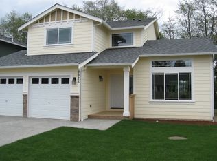 9921 12th Avenue Ct E, Tacoma, WA 98445