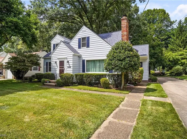 3055 Lake Rd, Stow, OH 44224