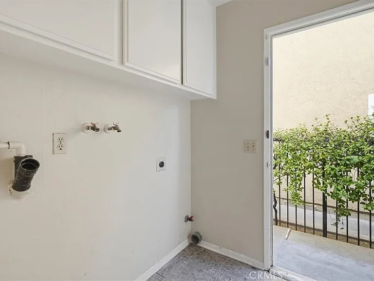 780 S Carriage Cir — Photo 41