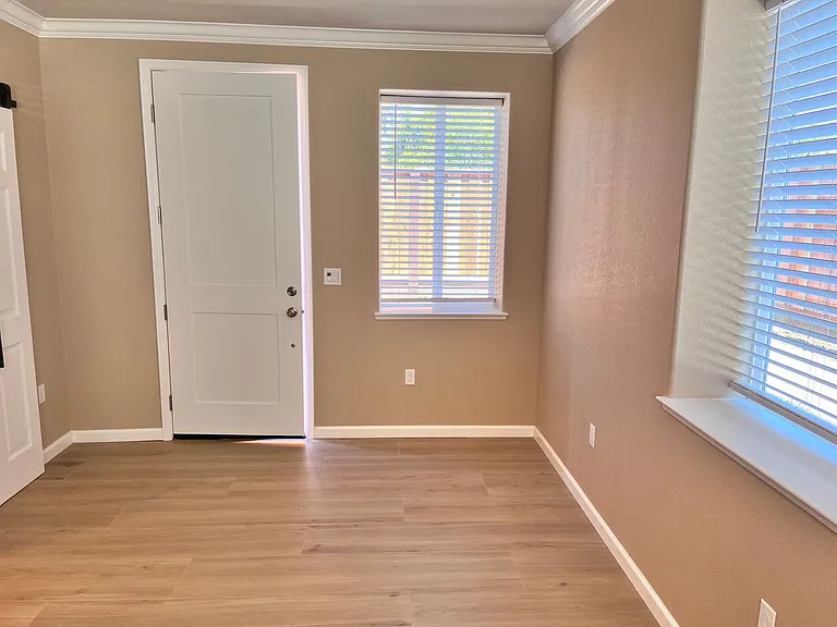 281 Arthur Rd #C — Photo 3