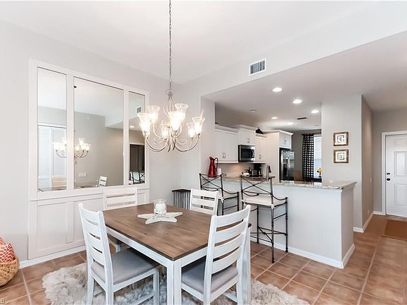 4th image of 8247 Parkstone Pl #6-306