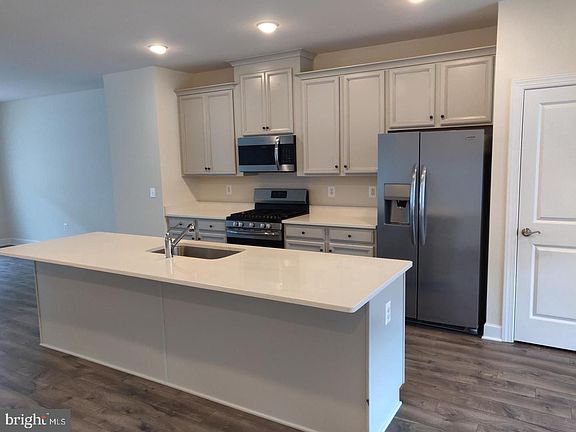2nd image of 15272 Cartersville Ct #105