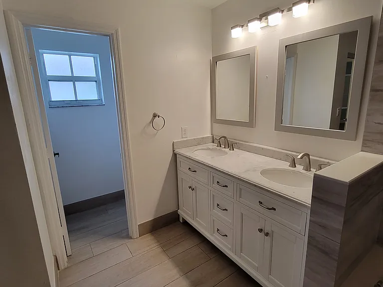 13847 NW 22nd Ct — Photo 11