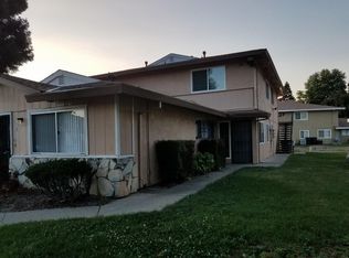 9 La Pera Ct APT 2, Sacramento, CA