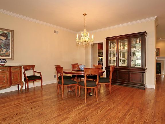 5th image of 32 Candlewood Dr #32