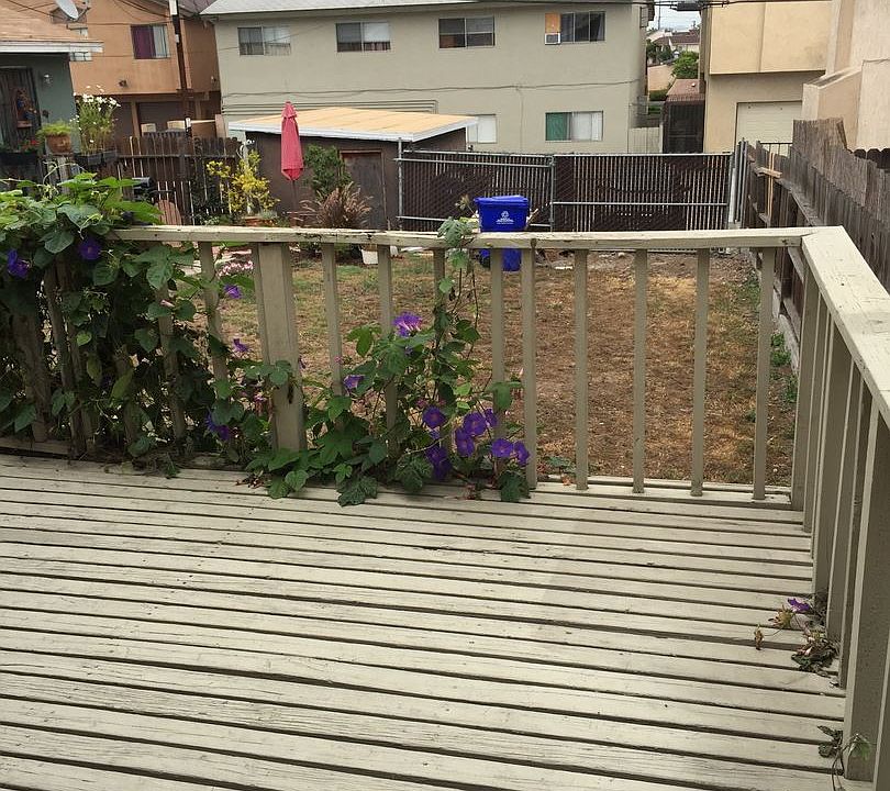 1st image of 3963 32nd St