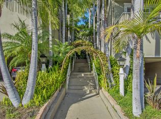 8563-8569 Holloway Dr., West Hollywood, CA 90069