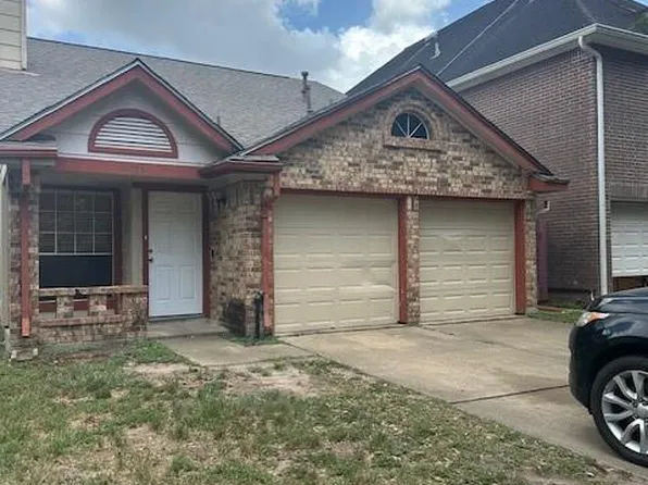 8611 Green Cedar Dr, Houston, TX 77083
