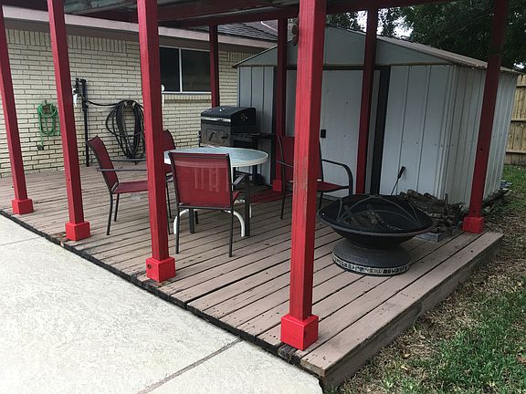 Covered deck, storage shed 