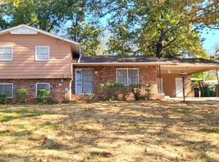 2066 Chestnut Hill Cir, Decatur, GA 30032