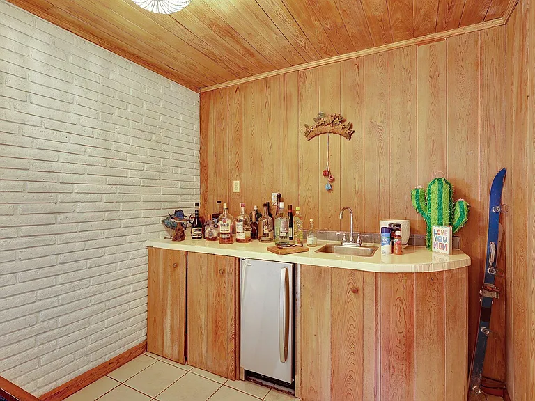 7501 S Indian River Dr — Photo 27