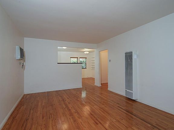 4th image of 401 W Sierra Madre Blvd #2