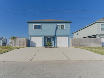 12832 E Conquistador Dr, Galveston, TX, 77554