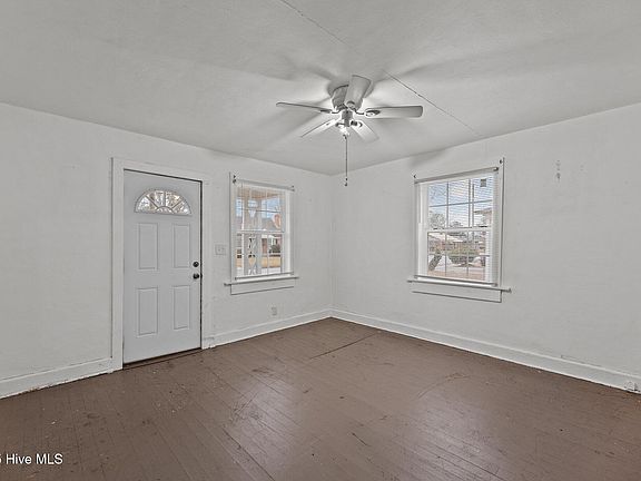 4th image of 804 Bancroft Avenue #A&B