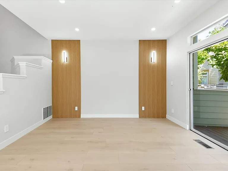 521 Porpoise Bay Ter #A — Photo 7
