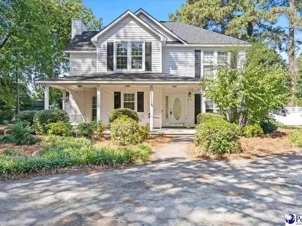 210 Memory Ln, Bennettsville, SC 29512