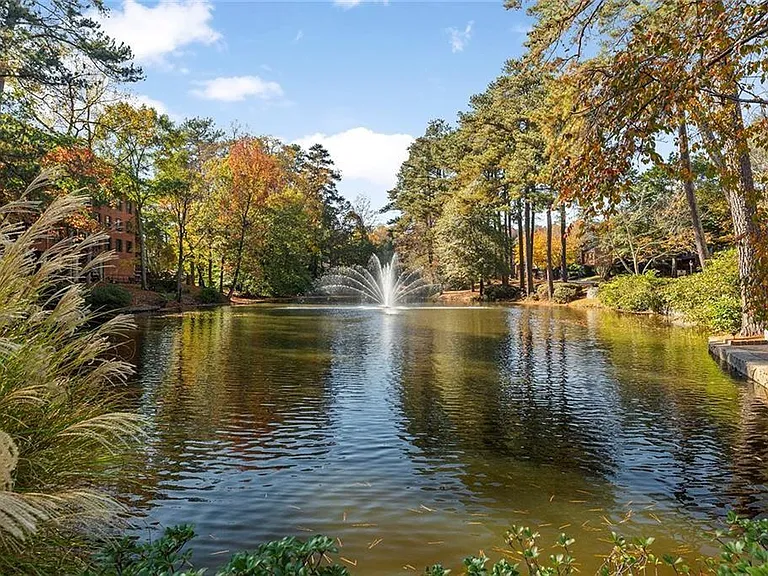 28317 Plantation Dr NE — Photo 47