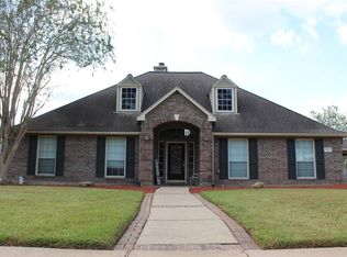 1107 Glenshannon Ave, Friendswood, TX 77546