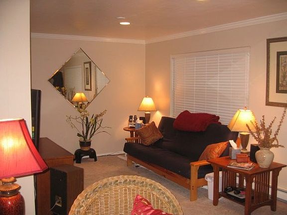 4th image of 272 Bentley Dr