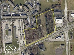 1042 W Main St, Plainfield, IN 46168