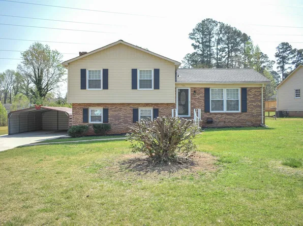 107 Driftway Pl, Spartanburg, SC 29301