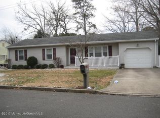 323 Jefferson Ct, Brick, NJ 08724