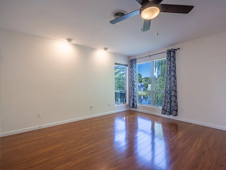 31 Pond Dr W — Photo 11