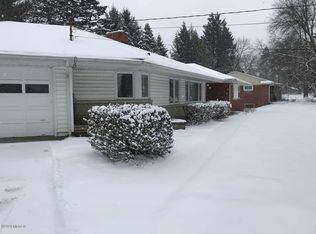 2237 Sycamore Ln, Kalamazoo, MI 49008