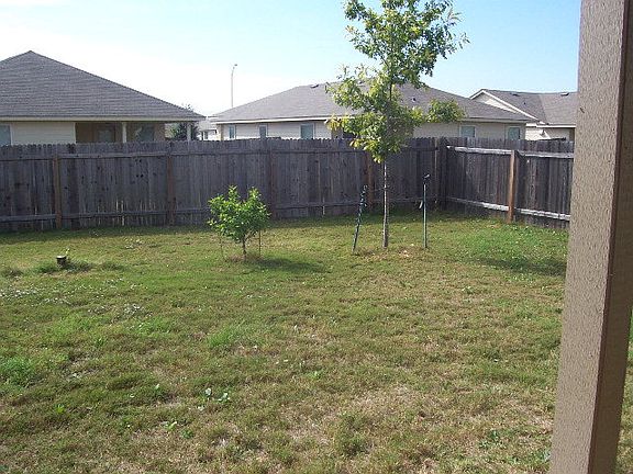 4th image of 2132 Sinclair Dr