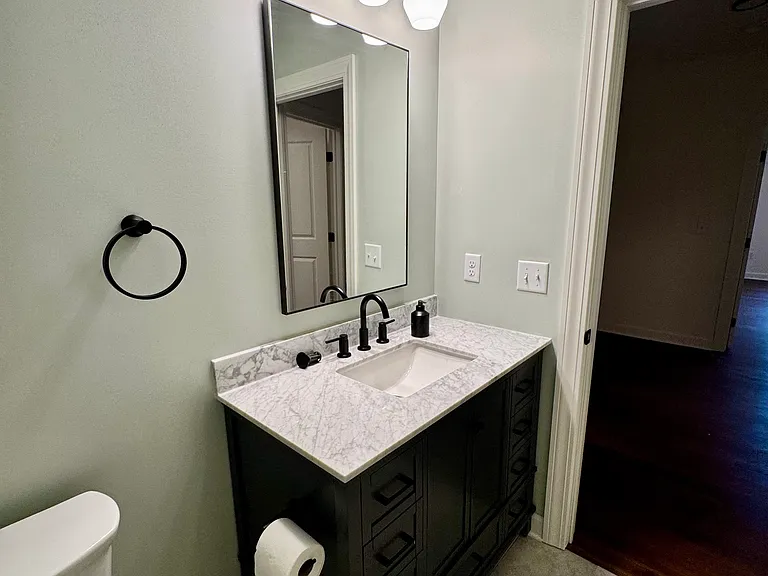 1321 Forsythe Ave — Photo 16