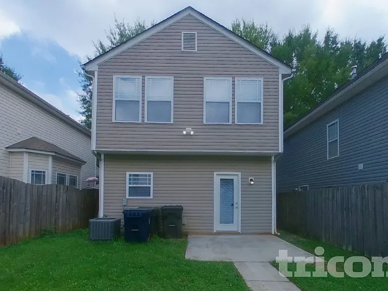 12315 Cross Meadow Rd — Photo 17