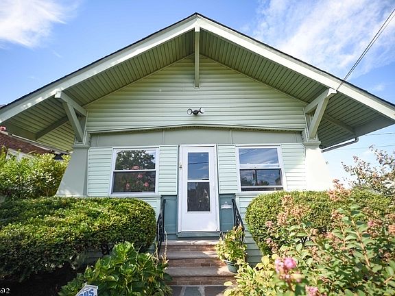 3rd image of 44 Vista Ave