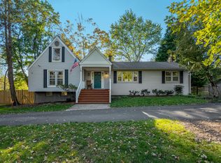 11335 Waples Mill Rd, Oakton, VA 22124