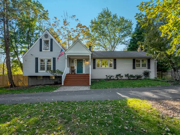 11335 Waples Mill Rd, Oakton, VA 22124