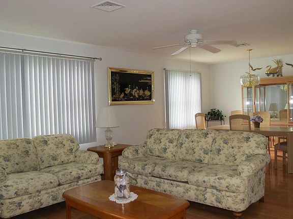 4th image of 104 Orlando Blvd