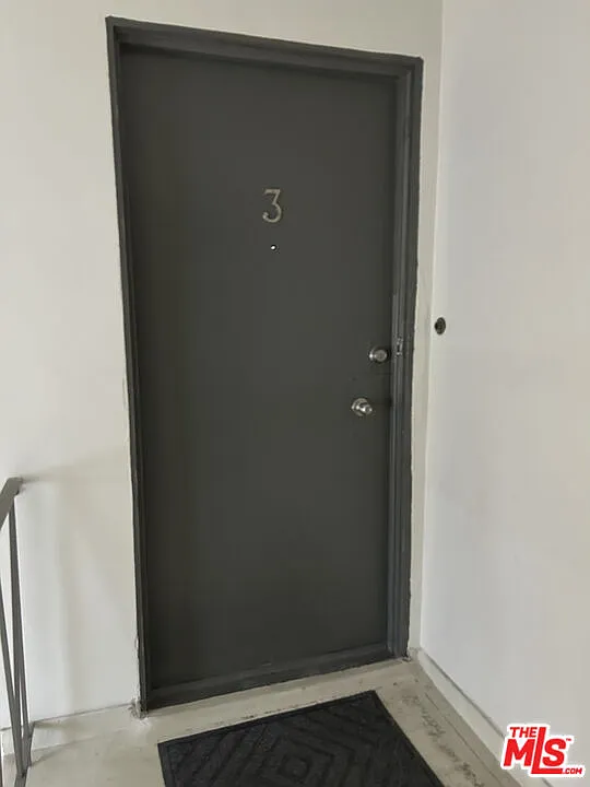 1 bed, 1.0 bath, 700 sqft, $1,895 — Photo 3