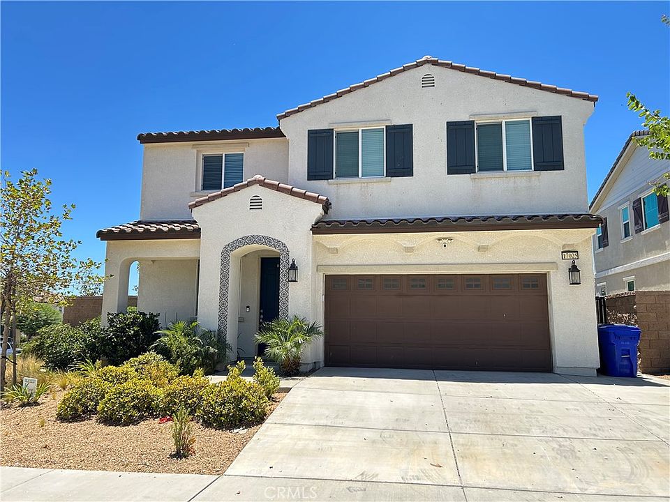 2nd image of 17025 Sandoval Ln