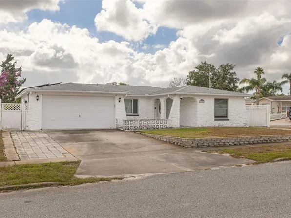 6244 Flag Dr, New Port Richey, FL 34653