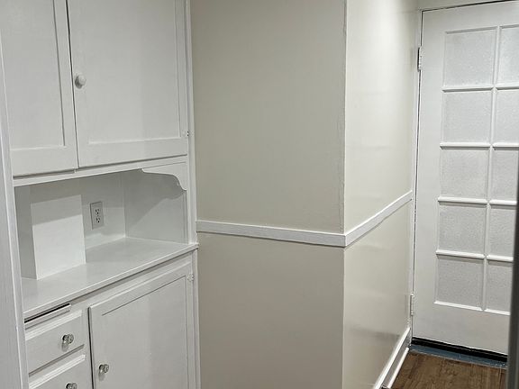 2nd image of 245 Sanchez St APT 6