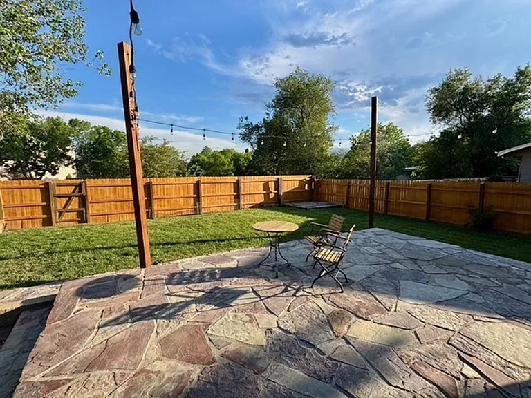 7830 Durham Way — Photo 32