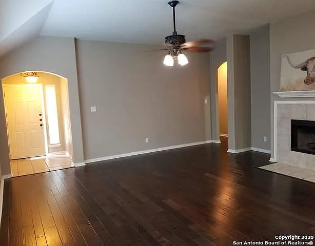 533 Thoreau Trl — Photo 16