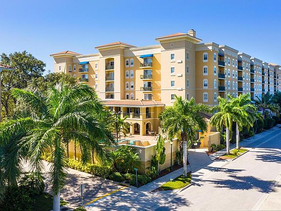 3rd image of 1064 N Tamiami Trl Unit 1429