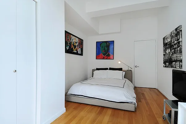 Sold by Corcoran | media 2