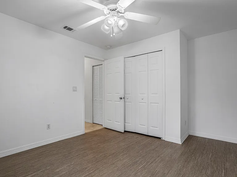 9100 Gray Ave #A — Photo 9